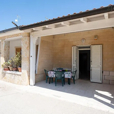 Vakantiehuis Casa Gino A 70 Mt Dalla Di Punta Prosciutto